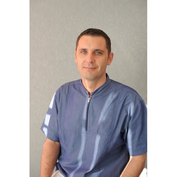 Dr. Damir Zekić